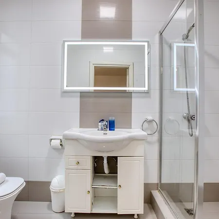 Swieqi With Private Courtyard Is-Swieqi